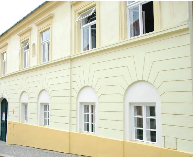 Penzion Husa Mikulov Bagian luar foto